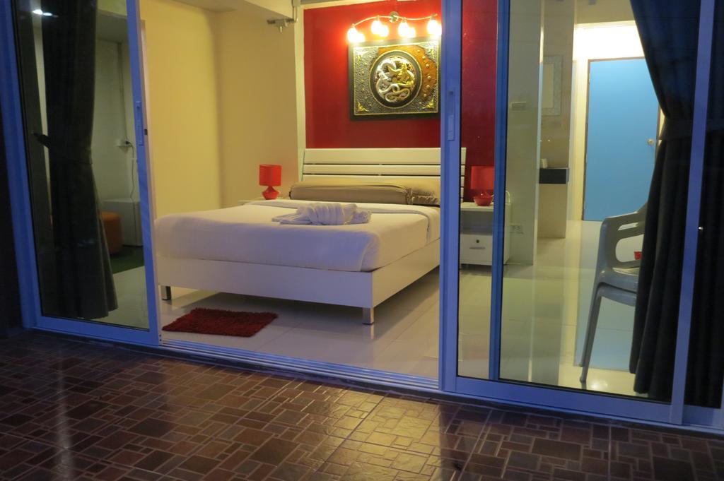 สมายล์ เพลซ Hotel เกาะลันตา ภายนอก รูปภาพ