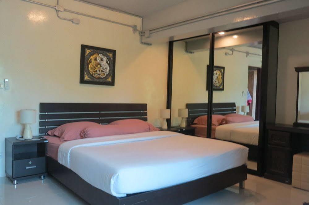 สมายล์ เพลซ Hotel เกาะลันตา ภายนอก รูปภาพ